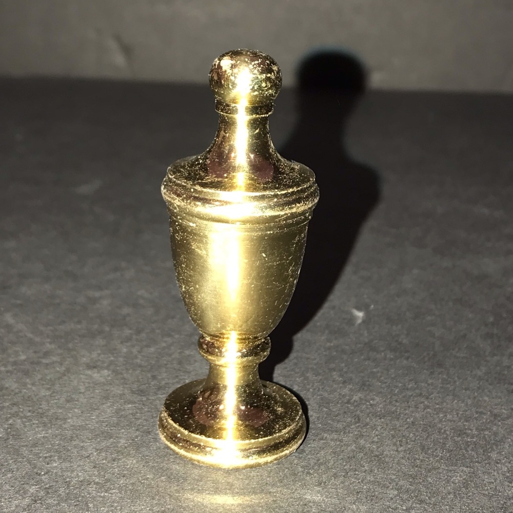 Vintage Solid Brass Classical Urn Lamp Finial 3’' Inches Tall